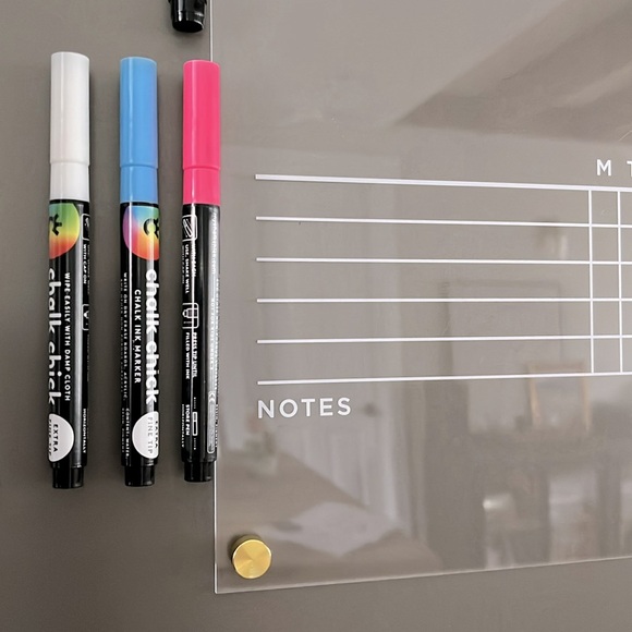 Visibly Magnetic Acrylic Fridge Chore Family Organization Chart—Gold - Picture 3 of 8